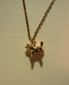Naszyjnik z Golden retriverem.JPG
